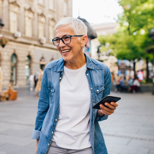 women having a good time on a beach after treatment of Endometriosis in Millcreek Utah at Phase 2 Women